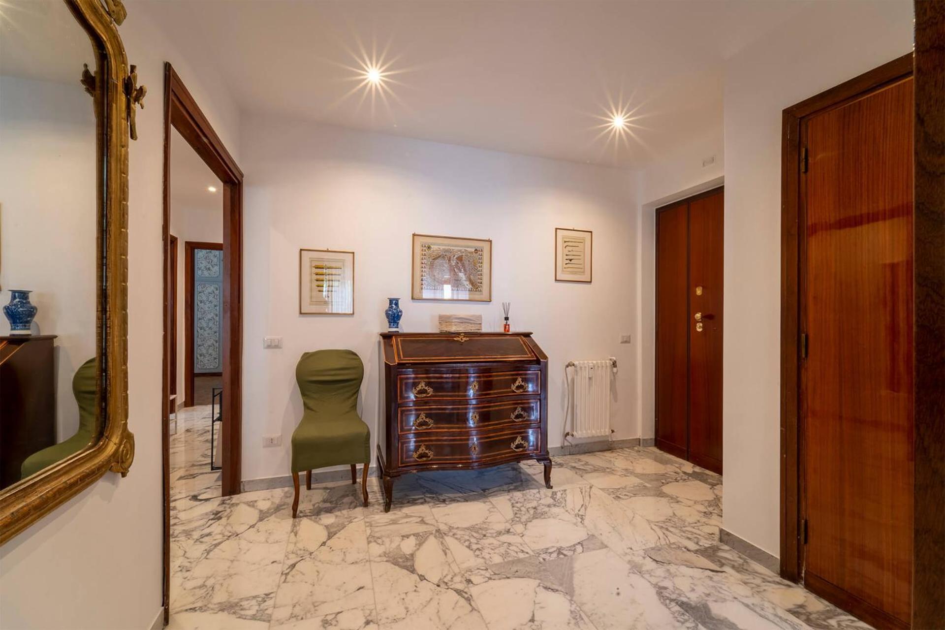 Casa Elena, 15 Minutes Walking Distance To St.peter's Church * Roma
